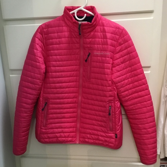 Vineyard Vines Puffer Jacket - Picture 1 of 7